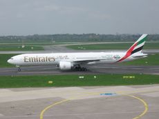 Boeing 777-300ER_1.JPG